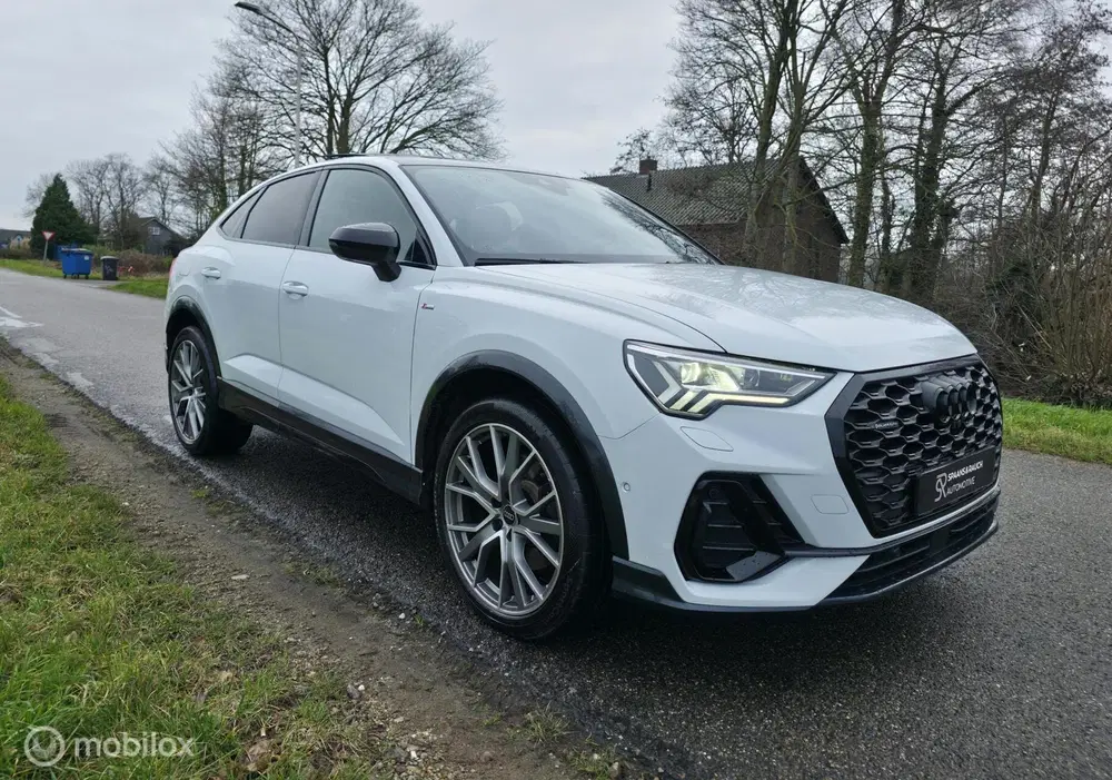 Audi Q3 45 TFSI Quattro uit 2023, foto 3