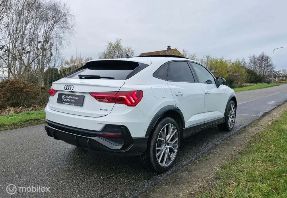 Audi Q3 45 TFSI Quattro uit 2023, foto 4