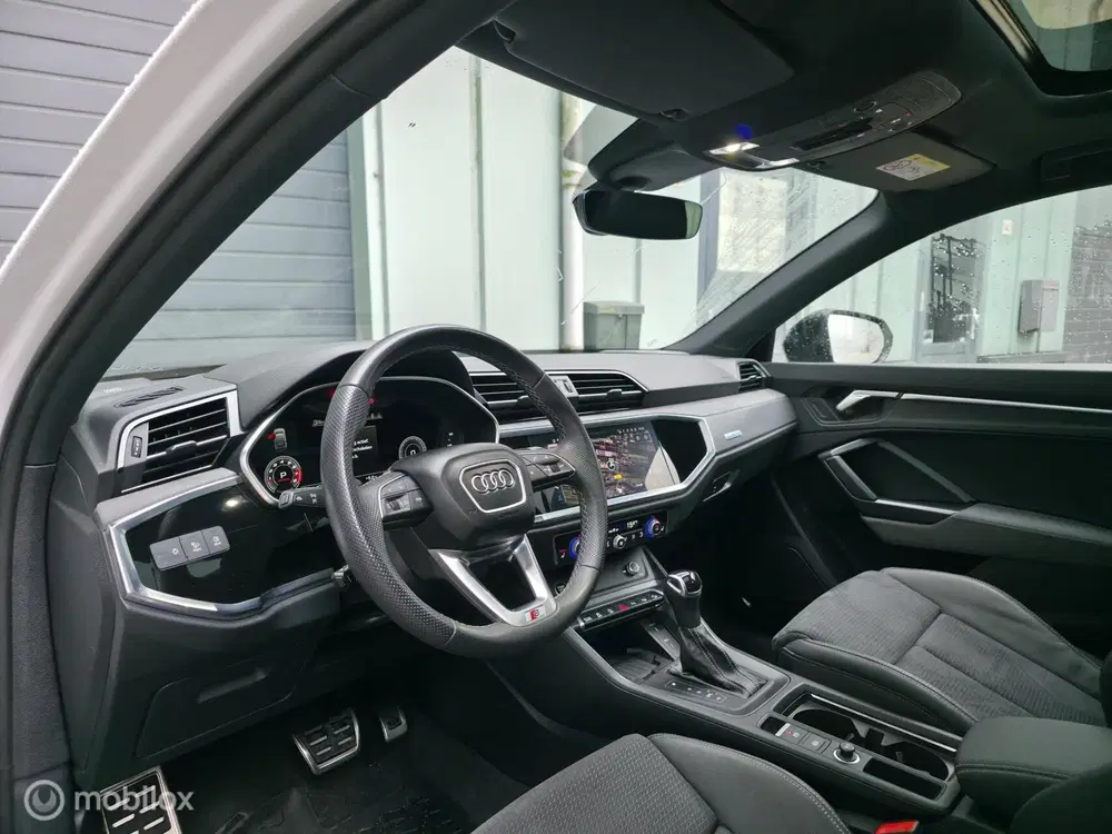Audi Q3 45 TFSI Quattro uit 2023, foto 6