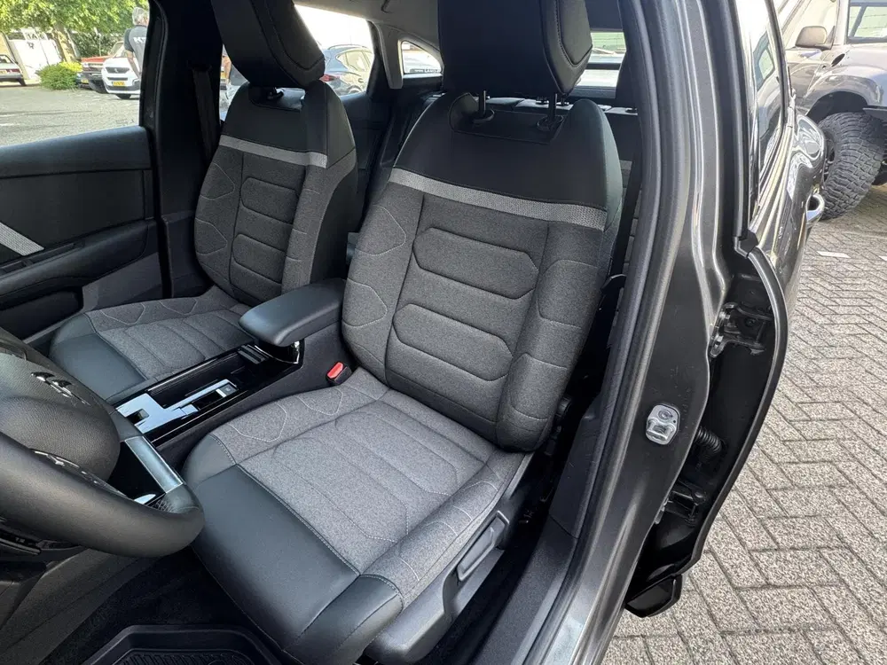 Citroën C4 Citroen C4 1.2 PureTech Shine uit 2021, foto 11