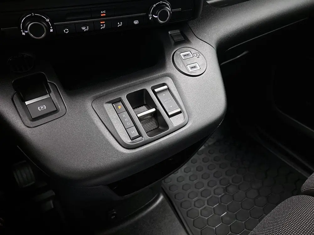 Opel Combo 1.5 BlueHDi 130PK L2 Automaat Apple Carpla uit 2024, foto 12