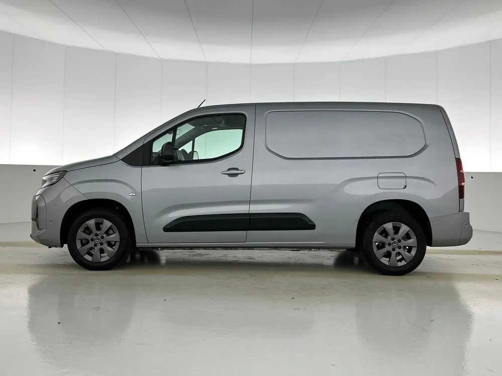 Opel Combo 1.5 BlueHDi 130PK L2 Automaat Apple Carpla uit 2024, foto 2