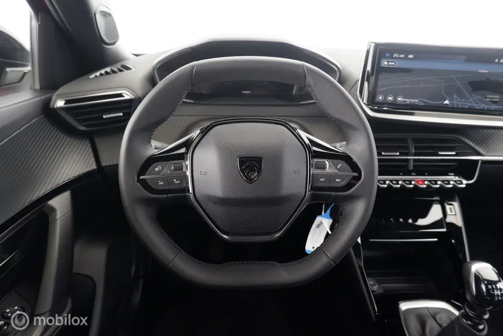 Peugeot 2008 1.2 100PK Allure 1 uit 2024, foto 12