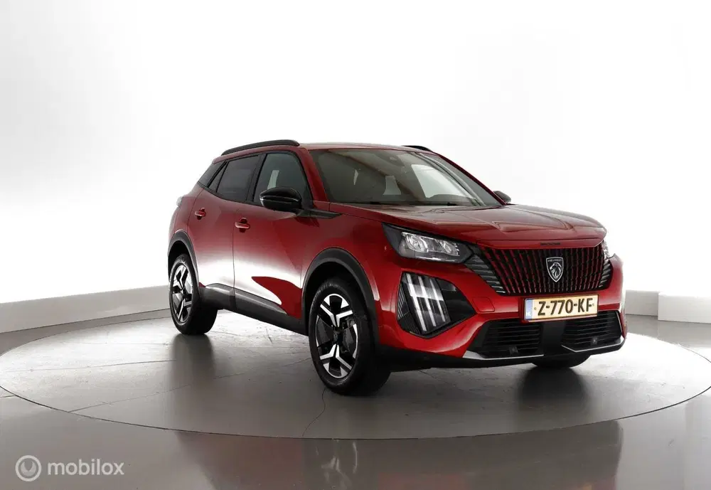 Peugeot 2008 1.2 100PK Allure 1 uit 2024, foto 2