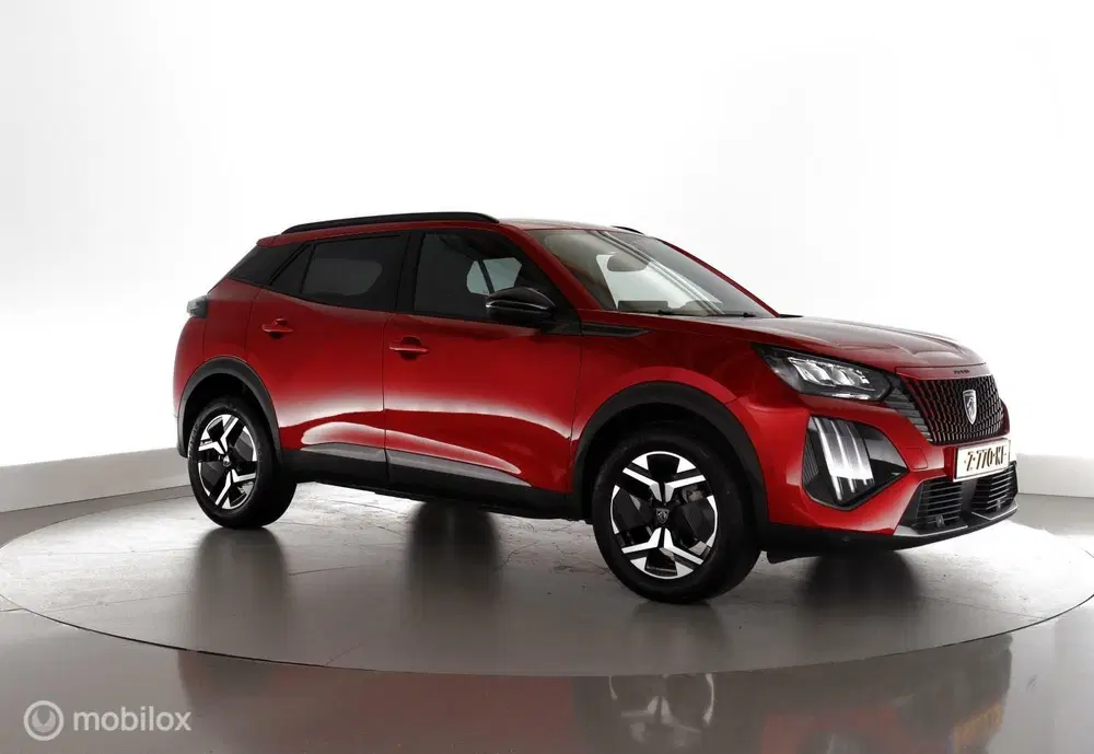 Peugeot 2008 1.2 100PK Allure 1 uit 2024, foto 3