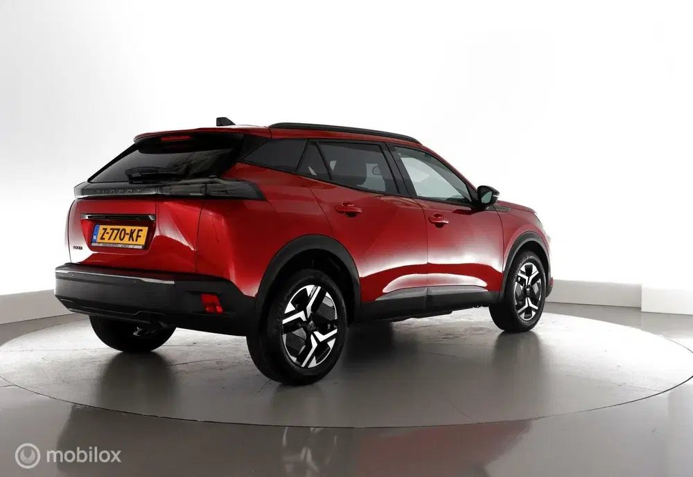 Peugeot 2008 1.2 100PK Allure 1 uit 2024, foto 4