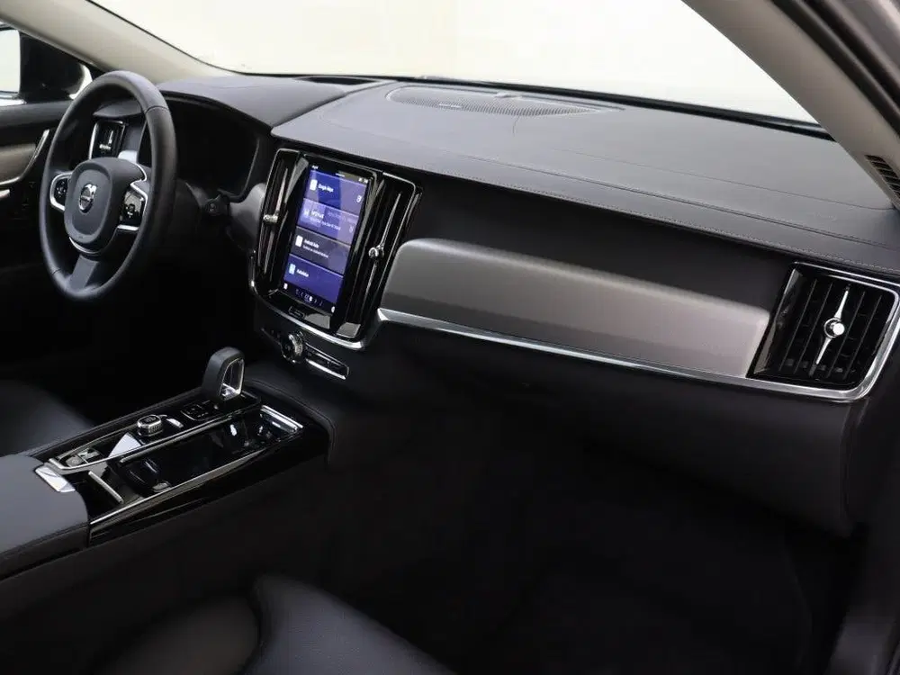 Volvo V90 T6 AWD Ultimate Dark uit 2024, foto 12