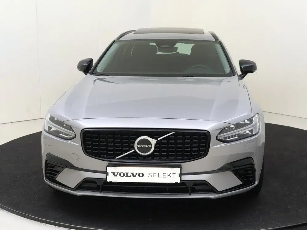 Volvo V90 T6 AWD Ultimate Dark uit 2024, foto 3