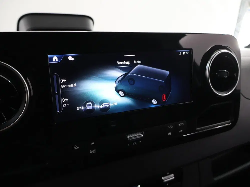 Mercedes-Benz Sprinter 317 CDI uit 2024, foto 18