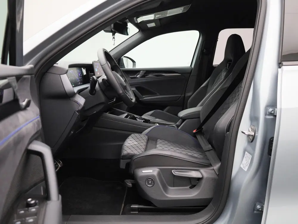 Volkswagen Tayron 1.5 eHybrid R-Line Edition 272 PK| SoH 100 uit 2025, foto 11