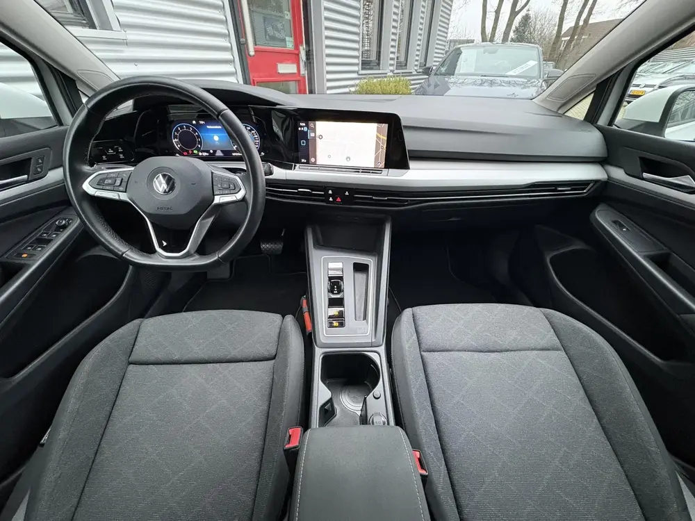 Volkswagen Golf Variant 1.0 eTSI Life -AUTOMAAT-MASSAGE STOE uit 2021, foto 11