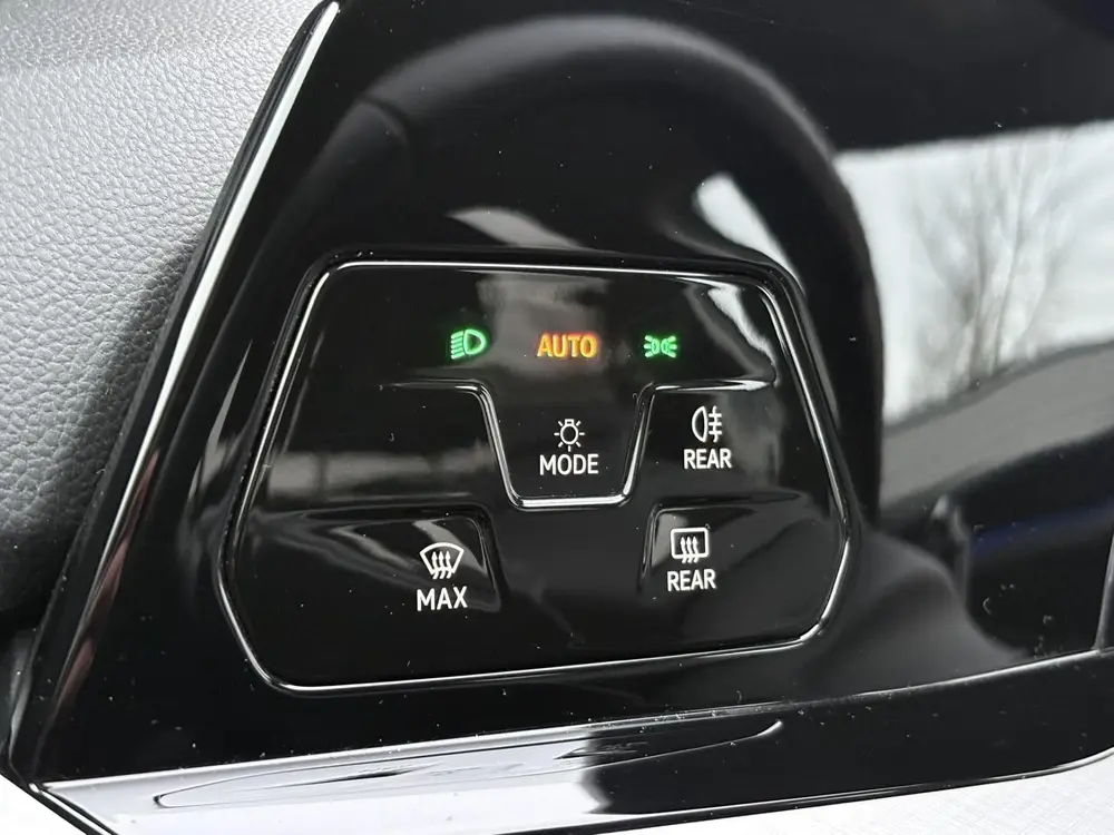 Volkswagen Golf Variant 1.0 eTSI Life -AUTOMAAT-MASSAGE STOE uit 2021, foto 19