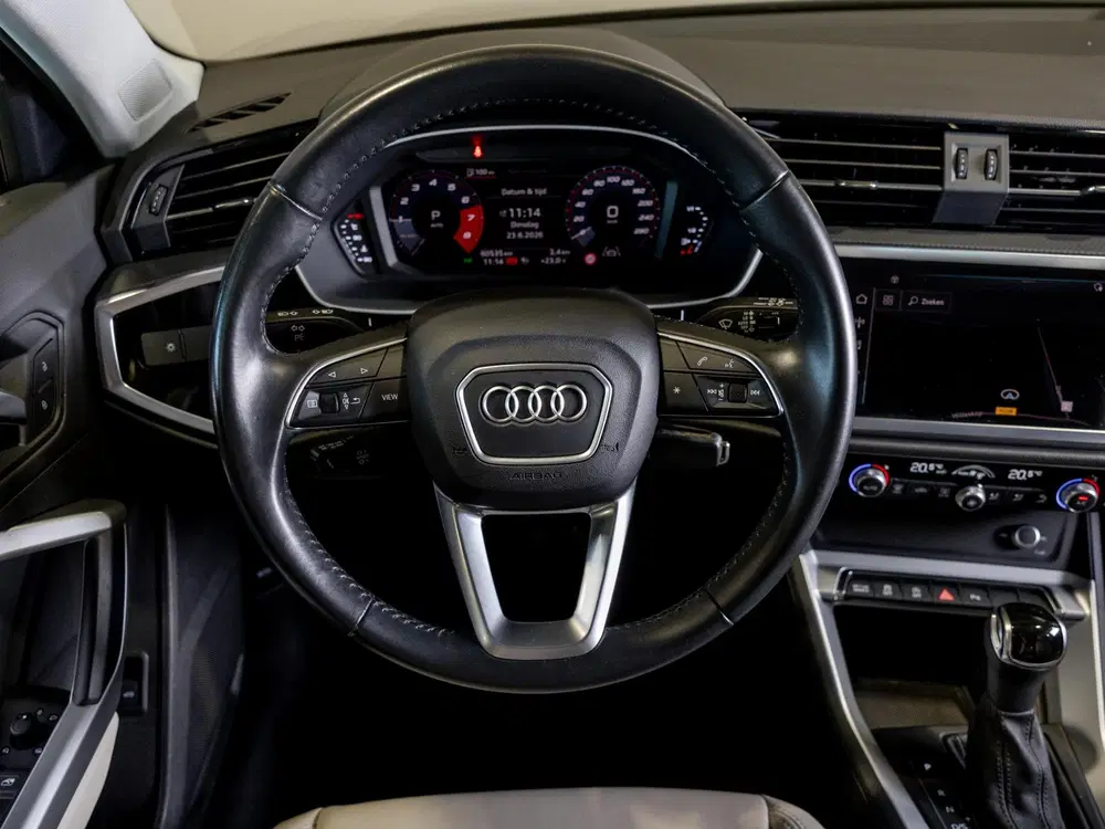 Audi Q3 35 TFSI Business Edition uit 2020, foto 19