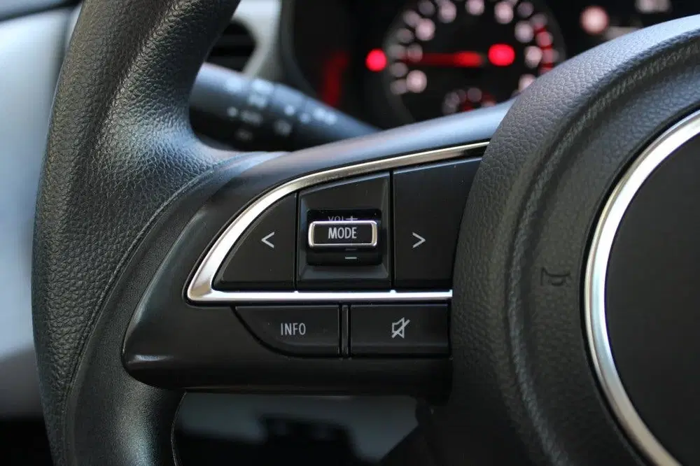 Suzuki Swift 1.2 Comfort SmartHybrid uit 2024, foto 14
