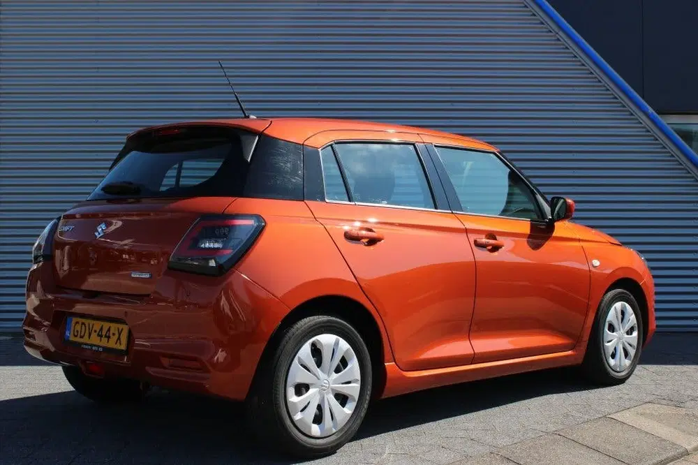Suzuki Swift 1.2 Comfort SmartHybrid uit 2024, foto 3