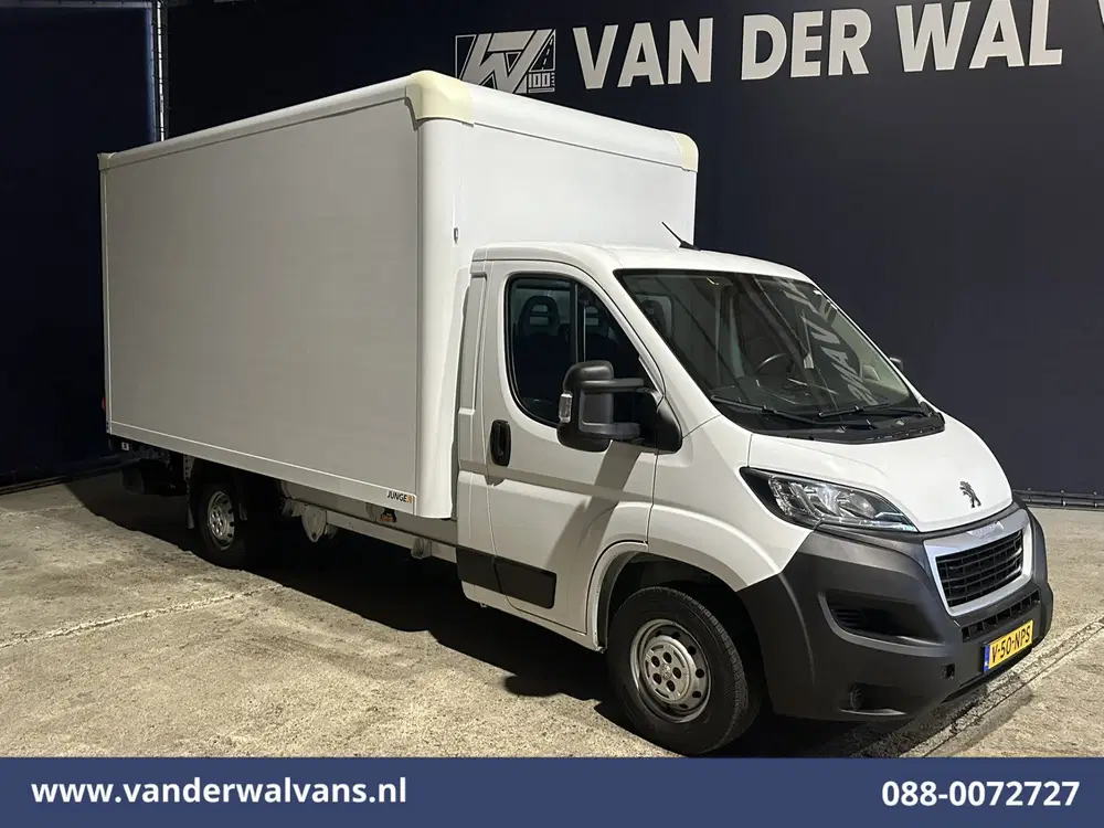 Peugeot Boxer 2.2 BlueHDi 141pk Bakwagen 436cm Lang Laad uit 2022, foto 8