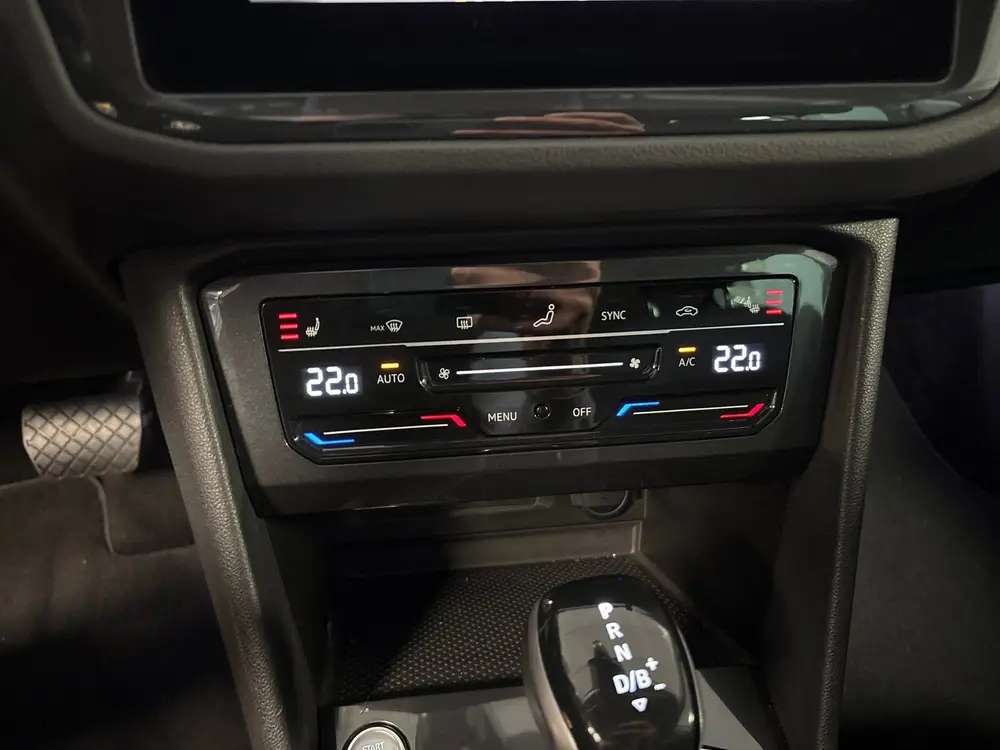 Volkswagen TIGUAN 1.4 TSI eHybrid,Business+,navi,camera,appl uit 2022, foto 15