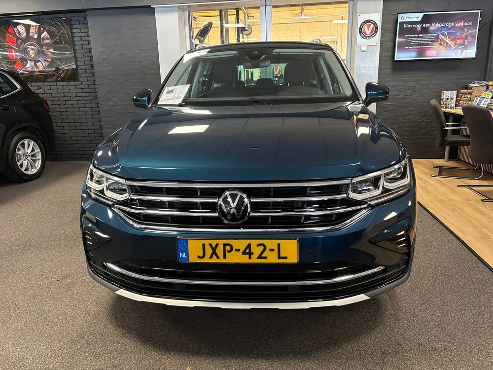 Volkswagen TIGUAN 1.4 TSI eHybrid,Business+,navi,camera,appl uit 2022, foto 2