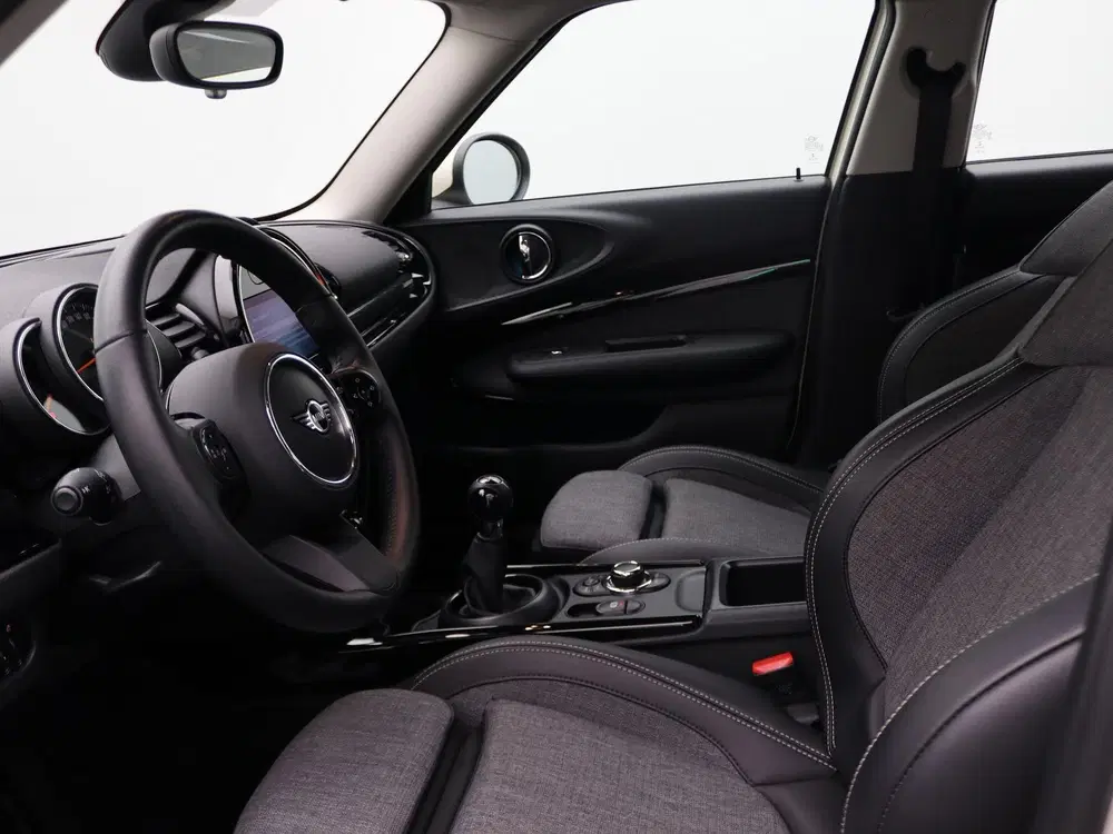 Mini Clubman One Business Edition + Classic + Sportstoe uit 2022, foto 9