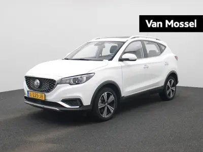MG ZS EV Luxury 45 kWh | Camera | Leder | Apple Carplay | uit 2021