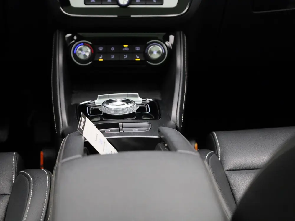 MG ZS EV Luxury 45 kWh | Camera | Leder | Apple Carplay | uit 2021, foto 11