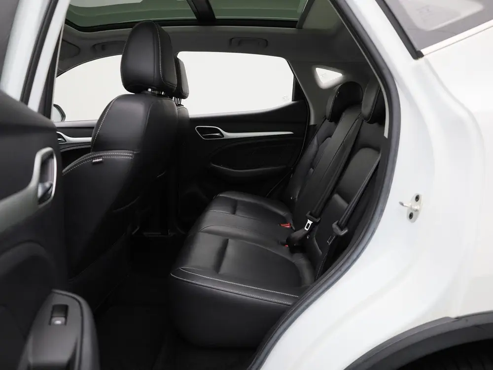 MG ZS EV Luxury 45 kWh | Camera | Leder | Apple Carplay | uit 2021, foto 13