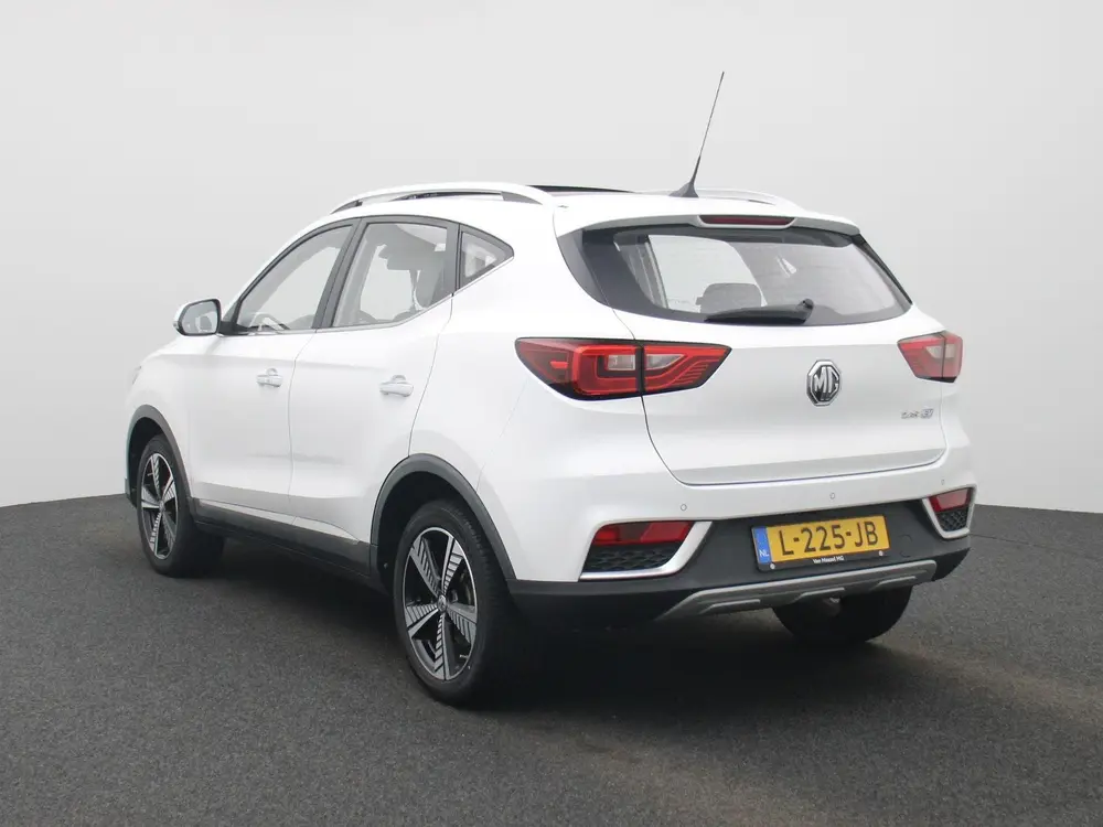 MG ZS EV Luxury 45 kWh | Camera | Leder | Apple Carplay | uit 2021, foto 3