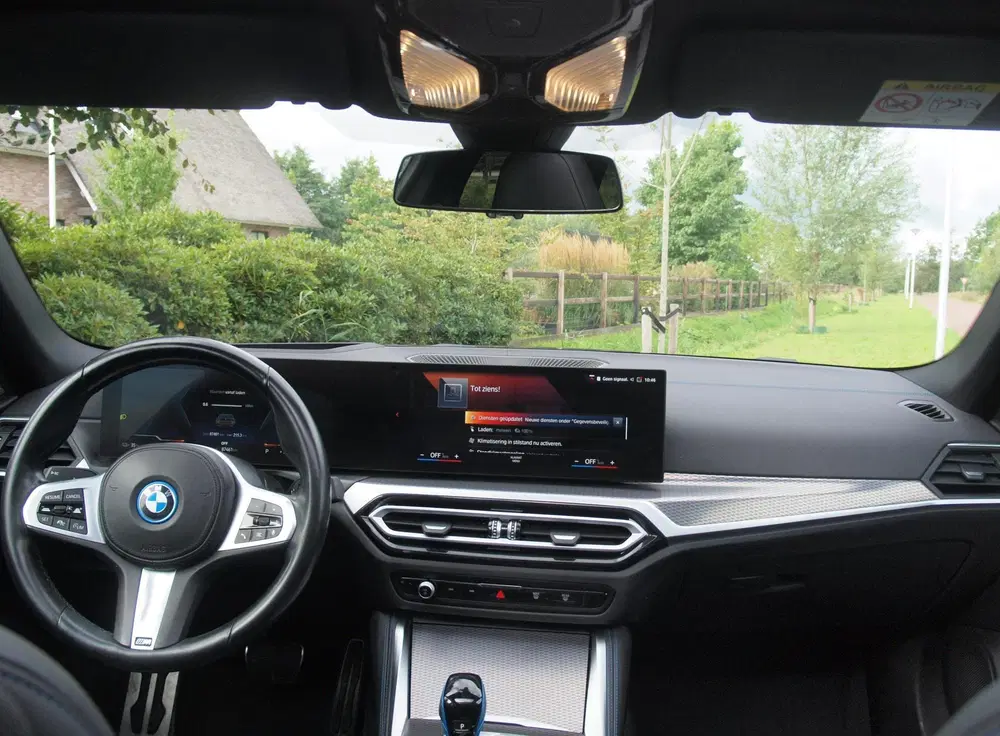 BMW i4 eDrive40 High Executive 84 kWh uit 2022, foto 17