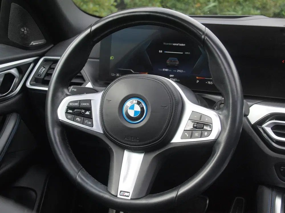 BMW i4 eDrive40 High Executive 84 kWh uit 2022, foto 18