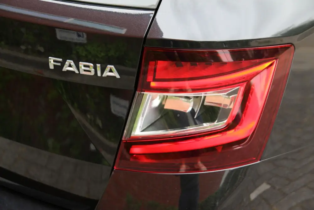 Skoda Fabia 1.0 TSI 96pk Clever | NL-auto | Navigatie uit 2019, foto 17