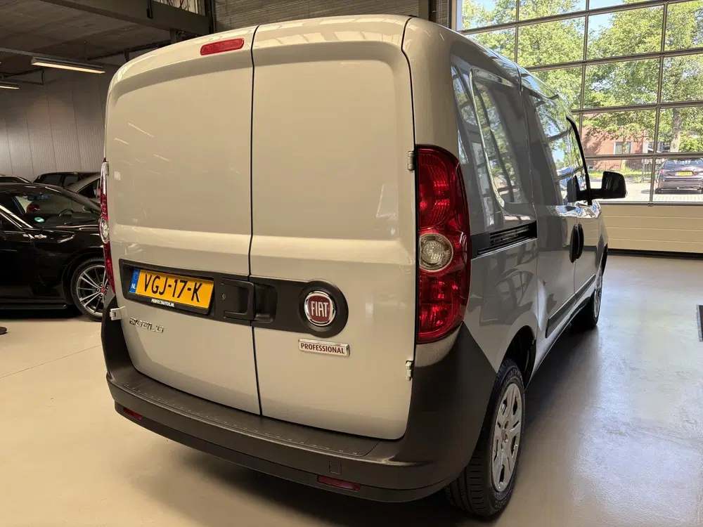 Fiat Doblo Doblò Cargo 1.3 MJ L1H1 Airco uit 2020, foto 4