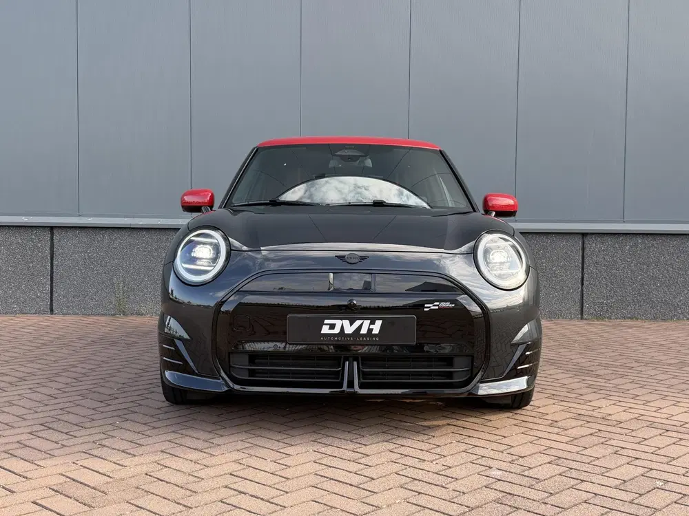 Mini John Cooper Works SE John Cooper Works XL 54.2 kWh uit 2024, foto 2