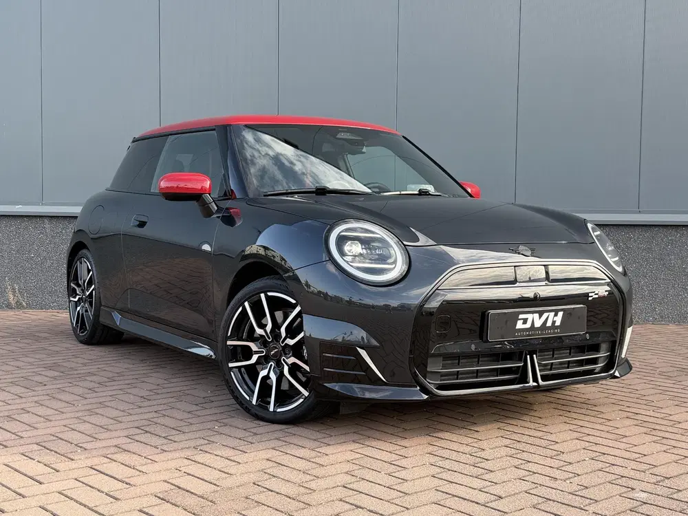Mini John Cooper Works SE John Cooper Works XL 54.2 kWh uit 2024, foto 3