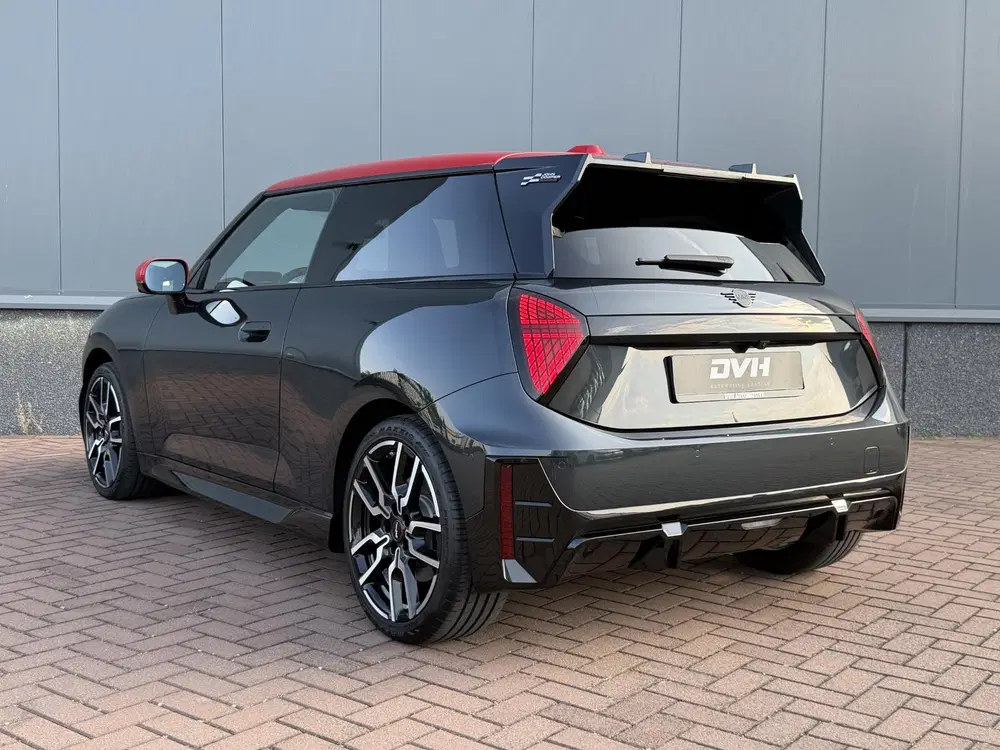 Mini John Cooper Works SE John Cooper Works XL 54.2 kWh uit 2024, foto 4