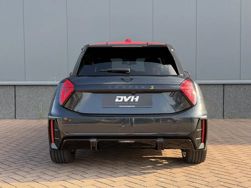 Mini John Cooper Works SE John Cooper Works XL 54.2 kWh uit 2024, foto 5