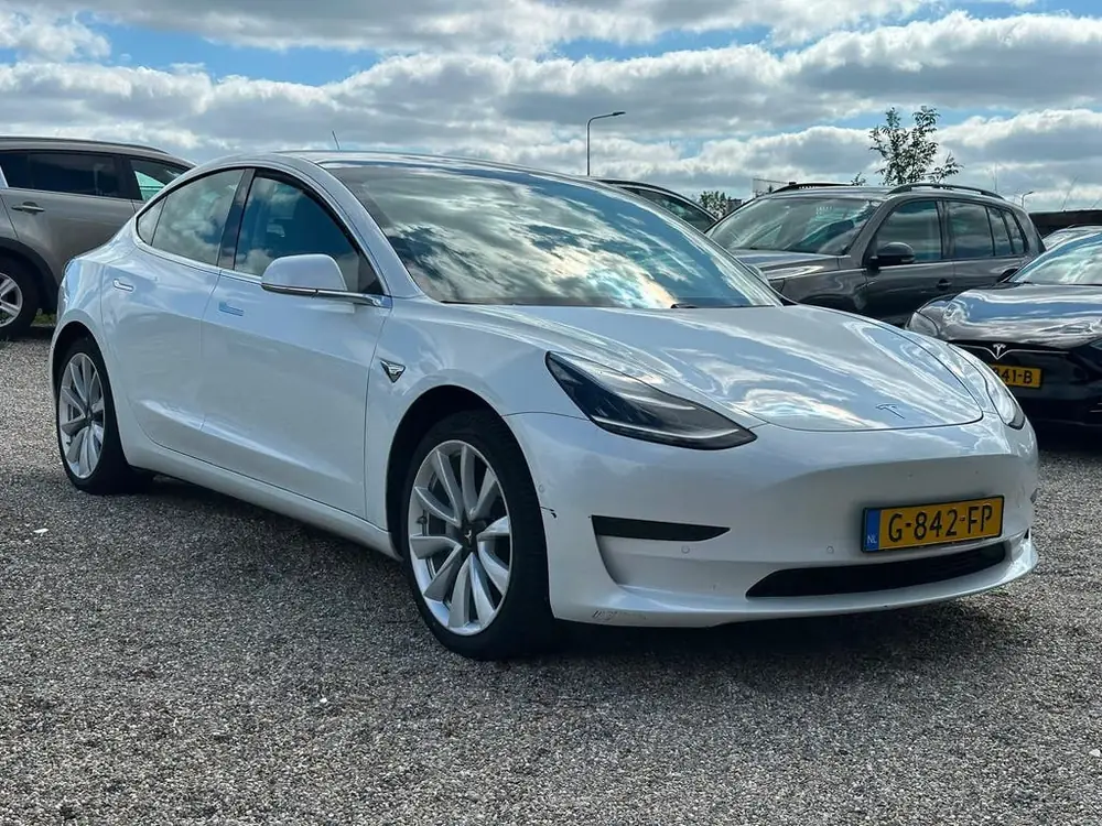 Tesla Model 3 Standard RWD Plus 60 kWh 1e Eig Dealer Jaar Ga uit 2019, foto 2