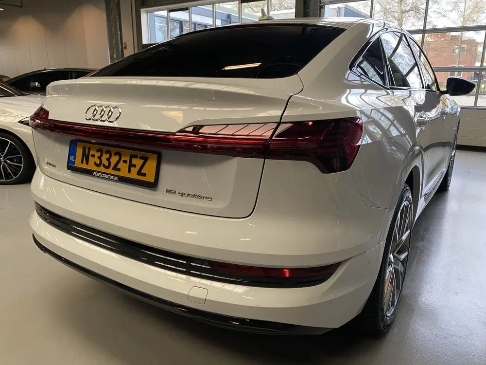 Audi e-tron 55 quattro Advanced edition Plus 95 kW uit 2021, foto 14