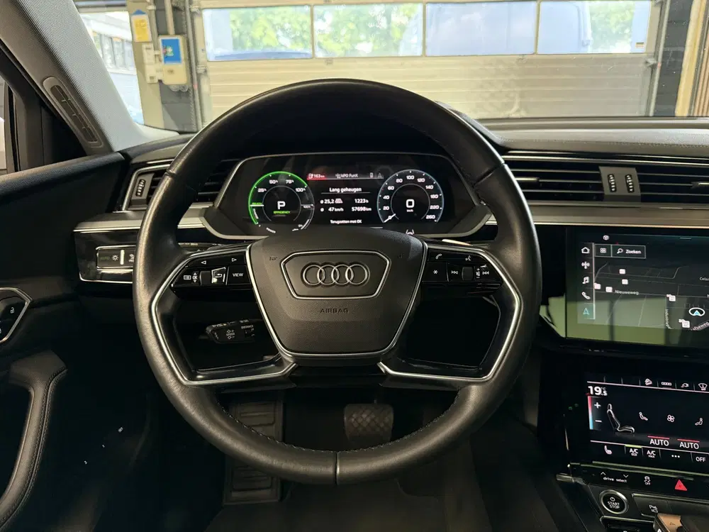 Audi e-tron 55 quattro Advanced edition Plus 95 kW uit 2021, foto 15