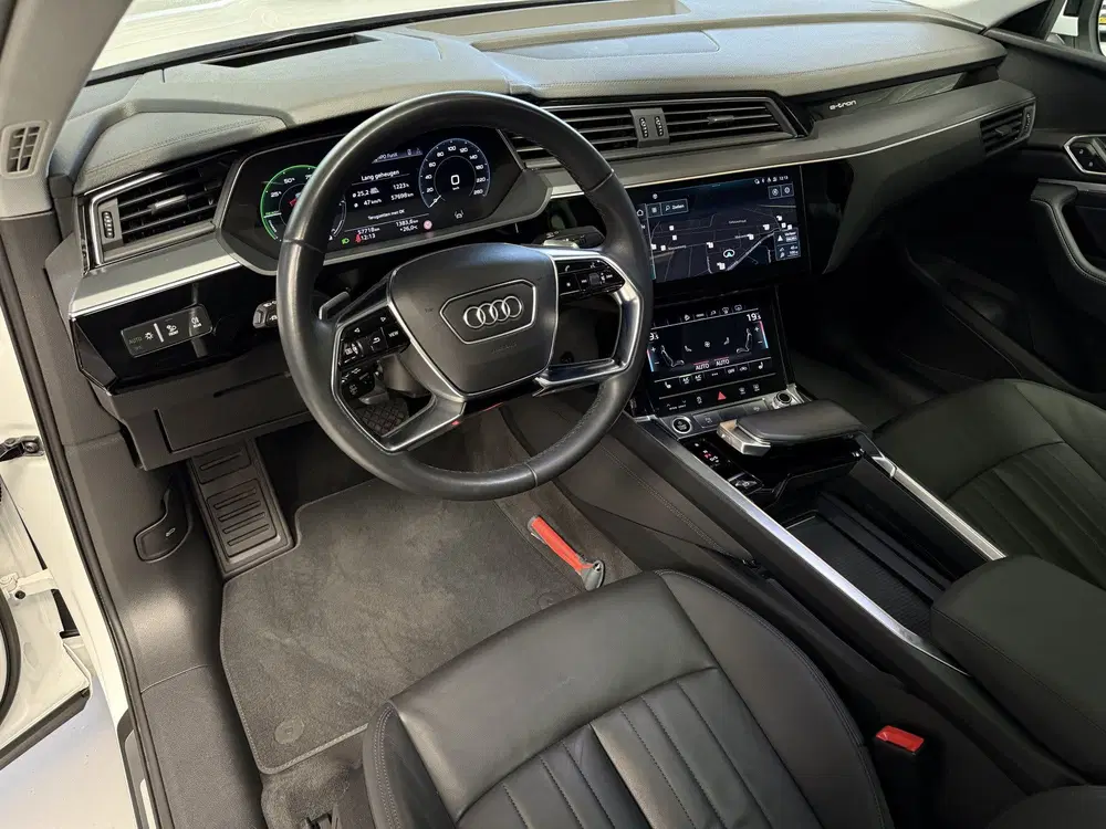 Audi e-tron 55 quattro Advanced edition Plus 95 kW uit 2021, foto 3