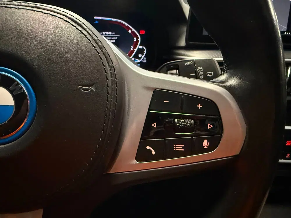 BMW 5-serie 530e Business Edition Plus M-Pakket uit 2022, foto 20