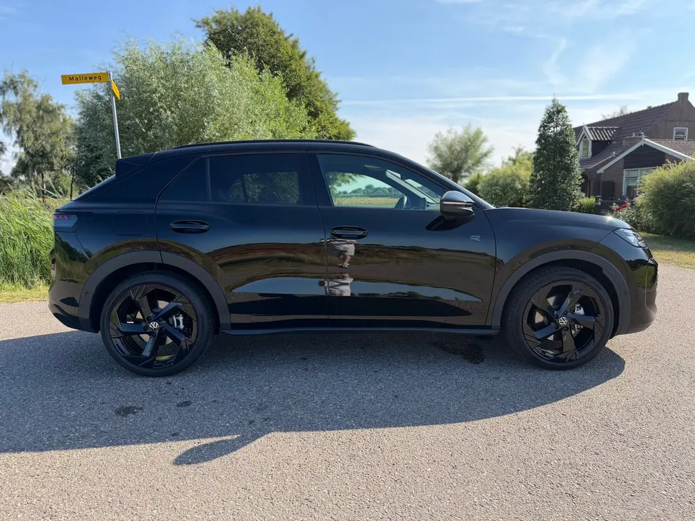 Volkswagen T-Roc 1.5 eTsi R-Line First Edition / BTW Auto / uit 2026, foto 6