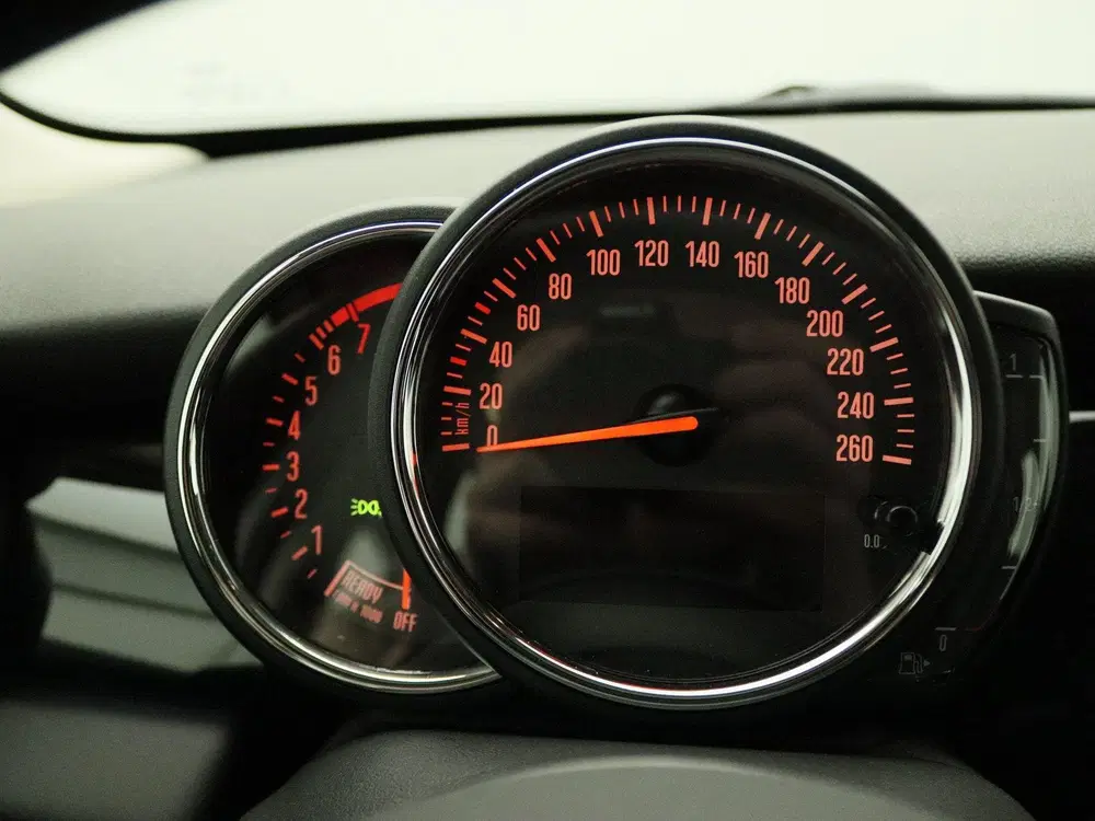 Mini Cooper Cooper Classic + Balance Pack + PDC Achter uit 2024, foto 12