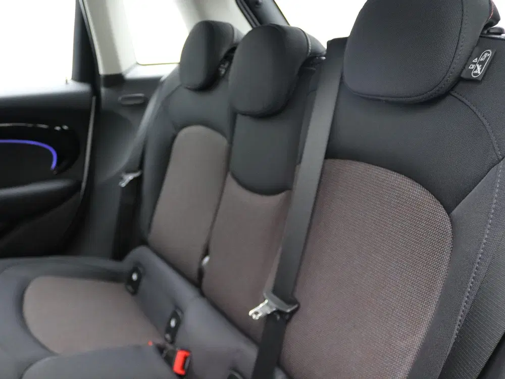 Mini Cooper Cooper Classic + Balance Pack + PDC Achter uit 2024, foto 20