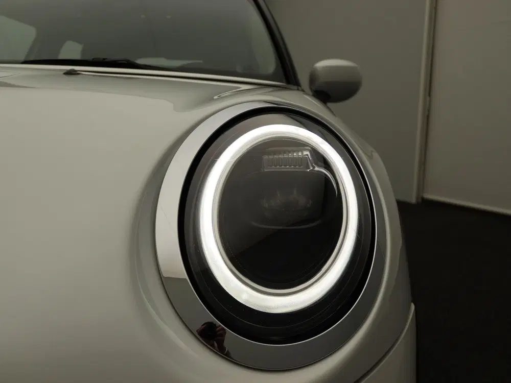 Mini Cooper Cooper Classic + Balance Pack + PDC Achter uit 2024, foto 6