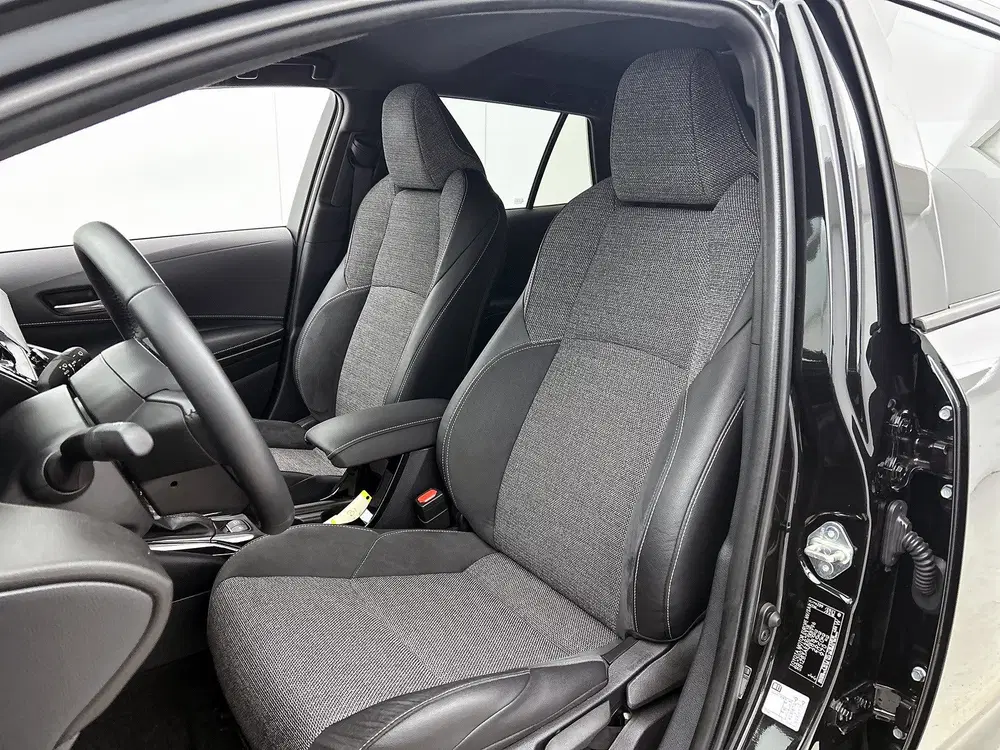 Toyota Corolla Hybrid 140 Dynamic uit 2025, foto 16