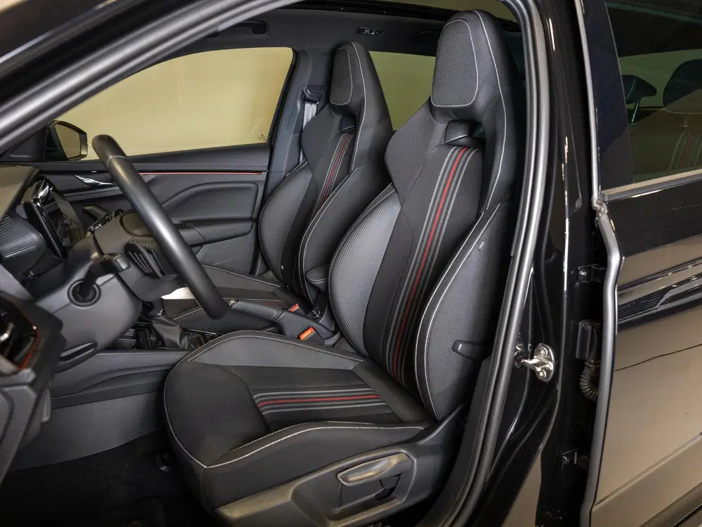 Skoda Kamiq 1.0 TSI Monte Carlo uit 2024, foto 7