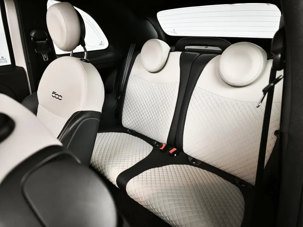 Fiat 500C 1.0 Hybrid Dolcevita uit 2021, foto 8