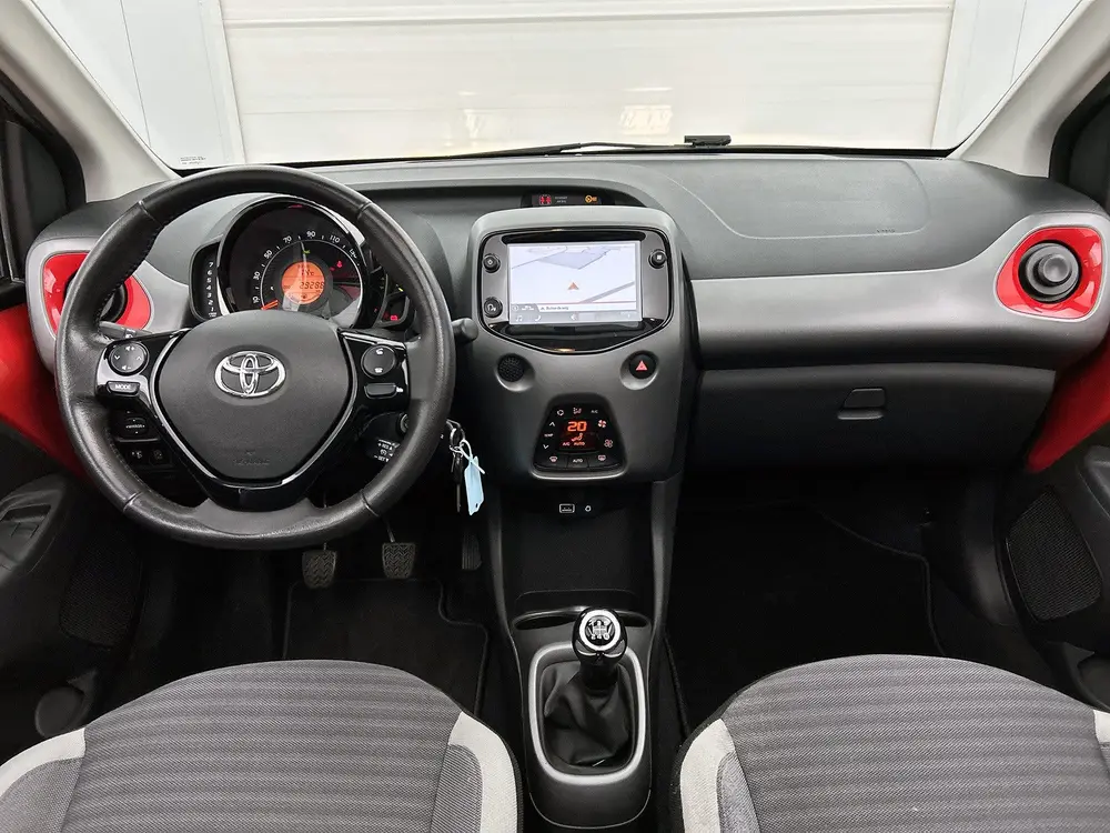 Toyota Aygo 1.0 VVT-i x-cite Cabrio vouwdak uit 2019, foto 4