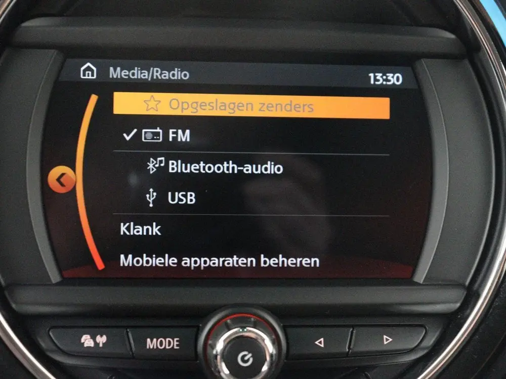 Mini Clubman | Cruise control | Navigatie | Blu uit 2019, foto 11