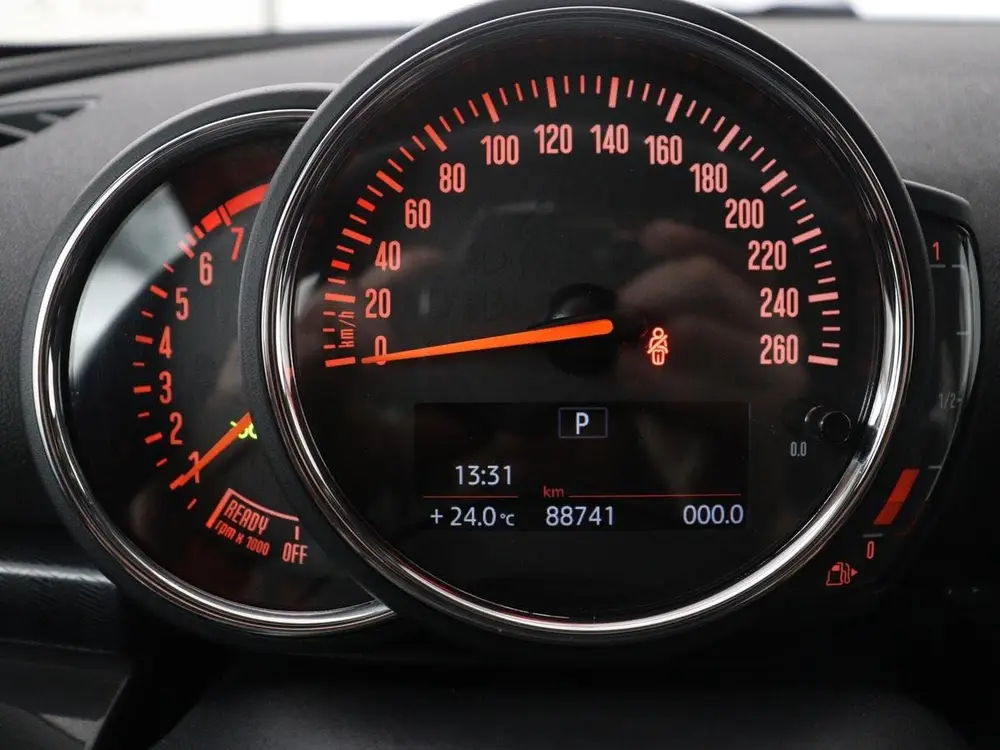 Mini Clubman | Cruise control | Navigatie | Blu uit 2019, foto 17